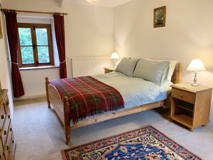 Photo 7- click for photo gallery